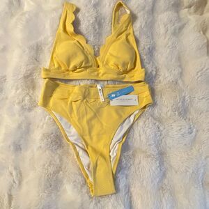 Cupshe Sunny Yellow Scallop High-Waist Bikini Sz Medium NWT